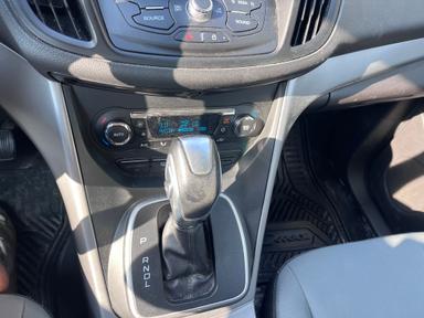 Ford C-Max Hybrid 2015 - Thumbnail 8