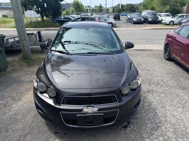 Chevrolet Sonic 2014 - Thumbnail 2