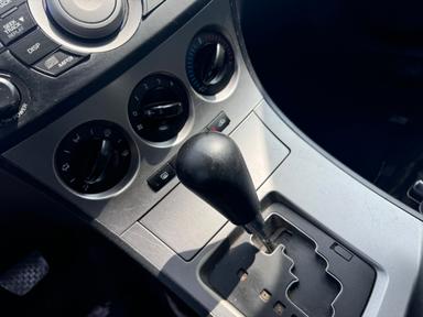 Mazda MAZDA3 2010 - Thumbnail 10