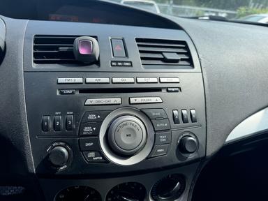 Mazda MAZDA3 2010 - Thumbnail 11