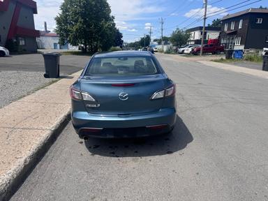 Mazda MAZDA3 2010 - Thumbnail 5