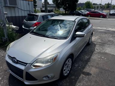 Ford Focus 2012 - Thumbnail 1