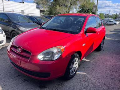 Hyundai Accent 2010 - Thumbnail 1