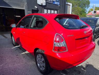 Hyundai Accent 2010 - Thumbnail 6