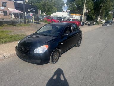 Hyundai Accent 2011 - Thumbnail 1