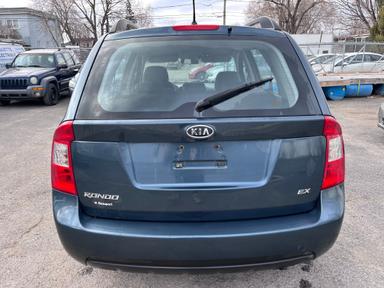 Kia rondo 2009 - Thumbnail 6