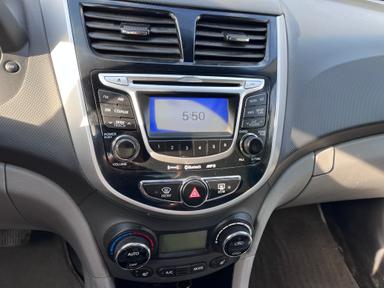 Hyundai Accent 2013 - Thumbnail 11