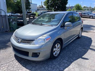 Nissan Versa 2009 - Thumbnail 1