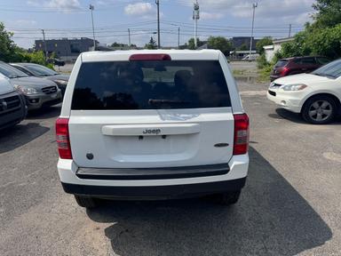 Jeep Patriot 2012 - Thumbnail 5