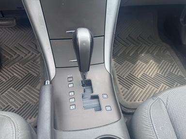 Hyundai Sonata 2010 - Thumbnail 11