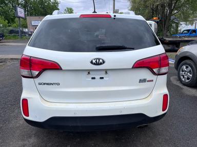 Kia Sorento 2015 - Thumbnail 6