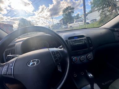 Hyundai Elantra 2009 - Thumbnail 10