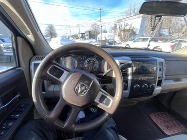 Dodge RAM 1500 2010 - Thumbnail 8