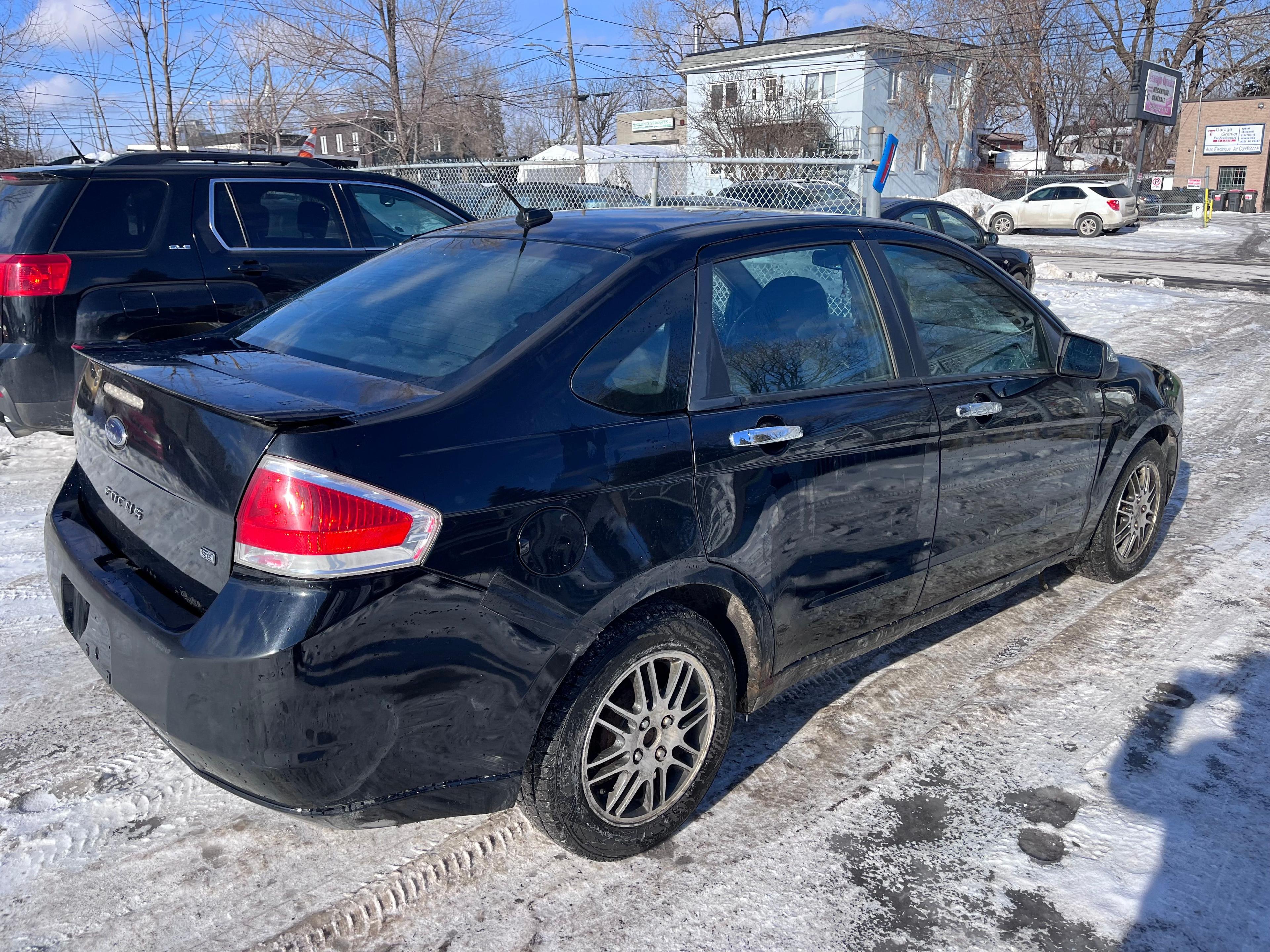 Ford Focus 2010 - Image 4