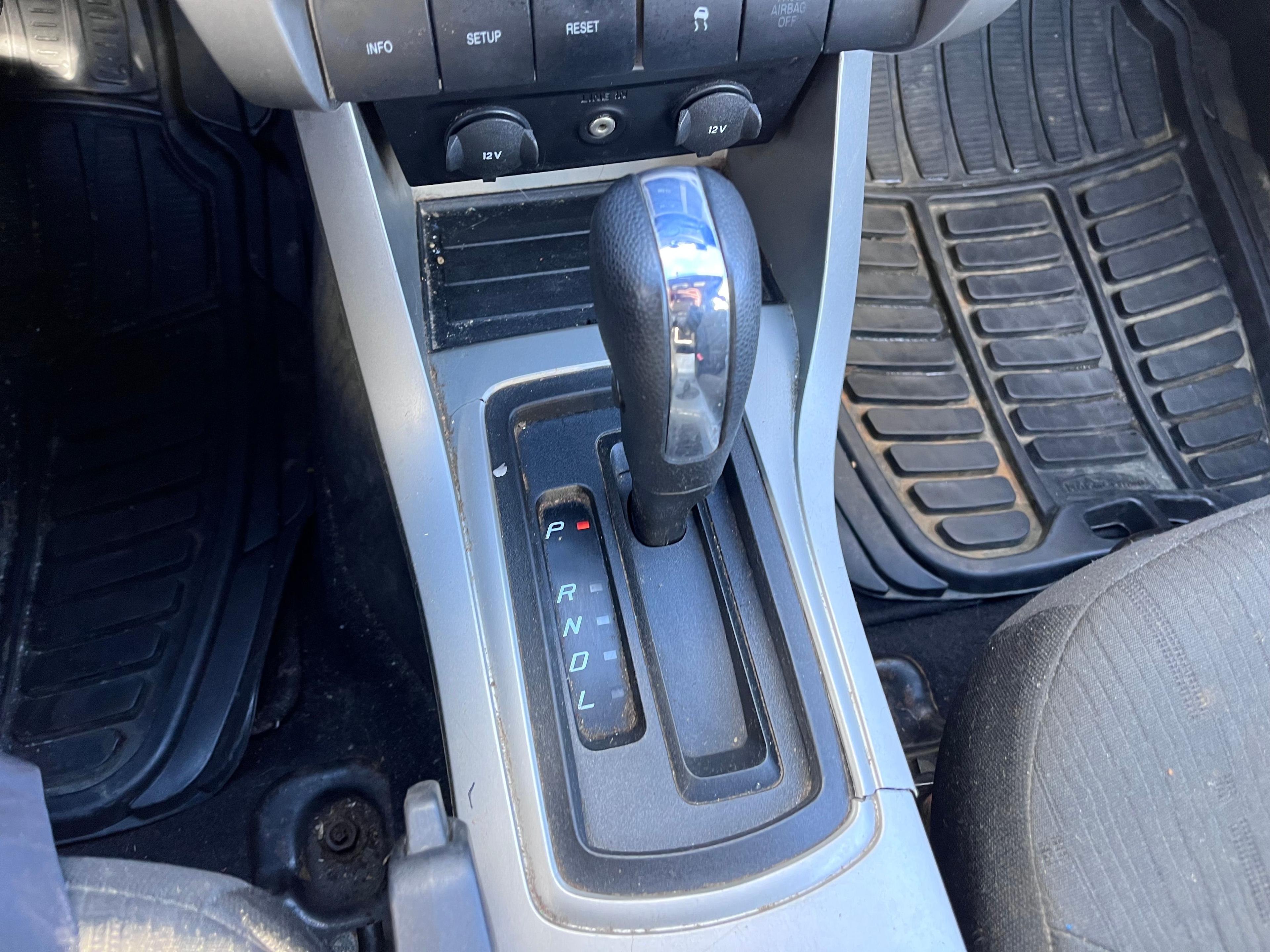 Ford Focus 2010 - Image 9