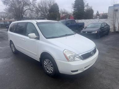 Kia Sedona 2011 - Thumbnail 3