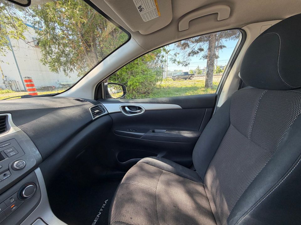 Nissan Sentra 2014 - Image 14