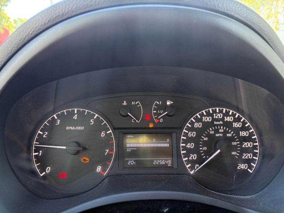 Nissan Sentra 2014 - Image 13